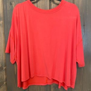 Lululemon cropped shirt